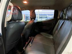 میتسوبیشی L200